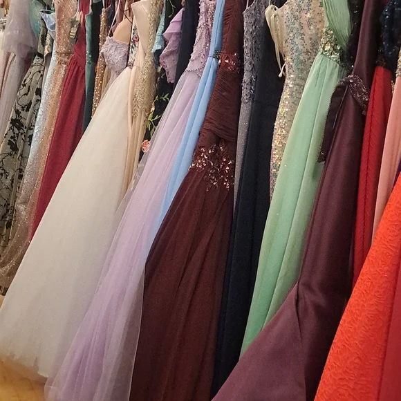 Mystery PROM box! - Picture 2 of 2